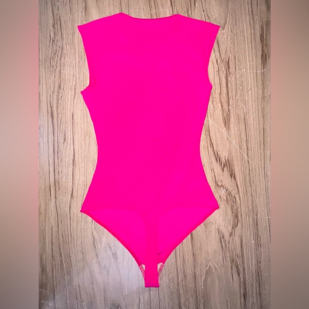 ALIX NYC Lenox Crewneck Bodysuit Size S Color Cerise - Picture 6 of 7